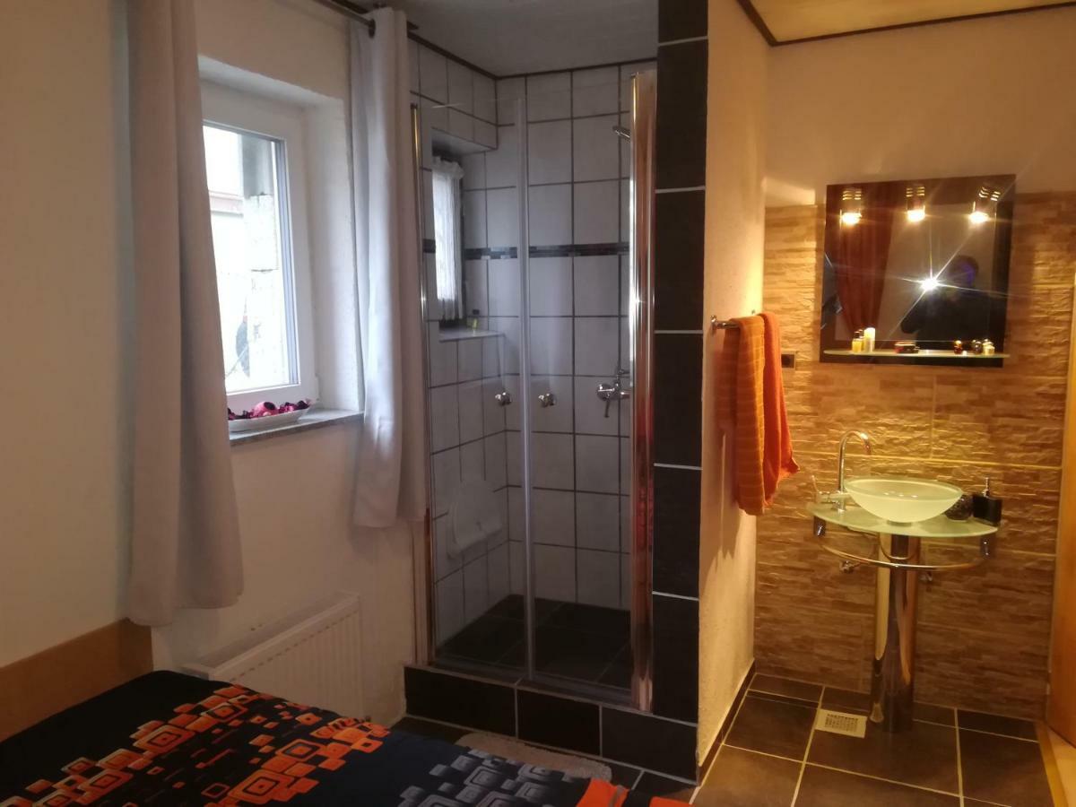 Apartamento Haus Chrissy Altmünster Exterior foto