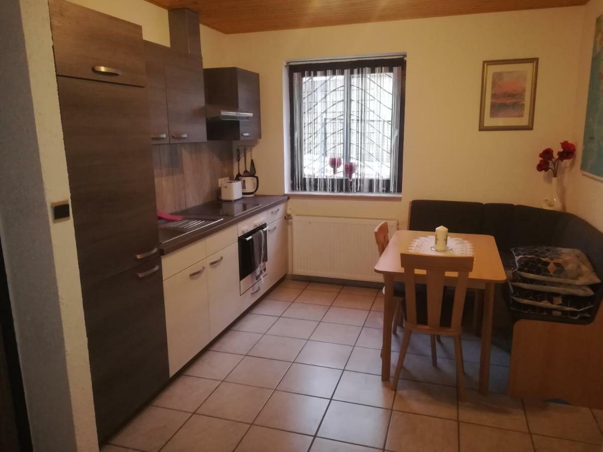 Apartamento Haus Chrissy Altmünster Exterior foto